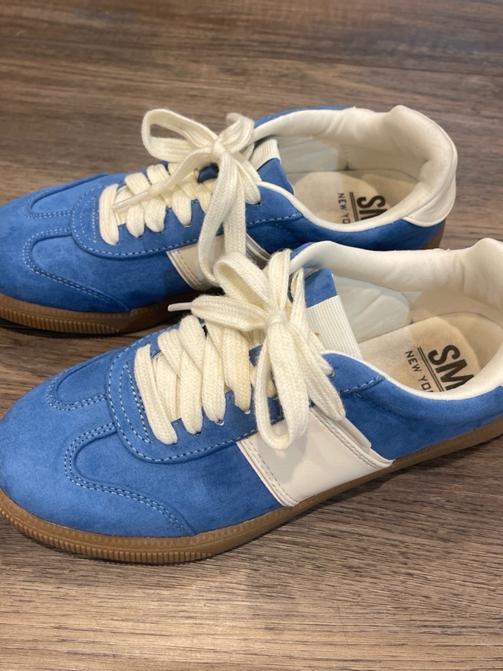 Steve Madden sneakers